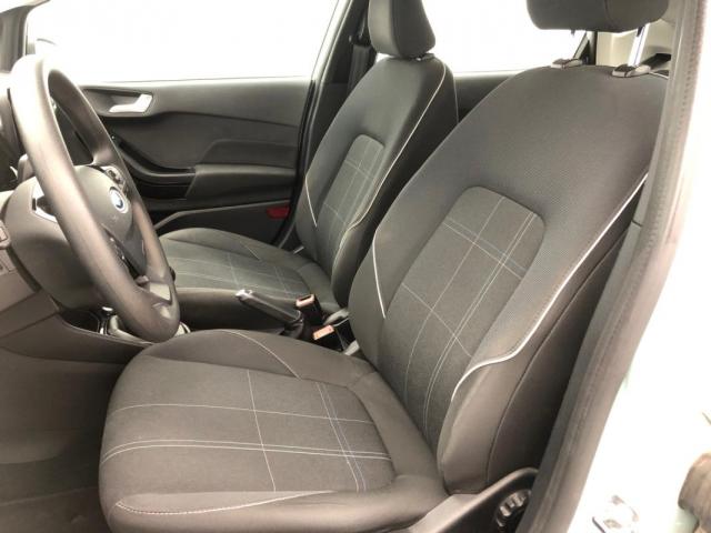 Ford Fiesta image 2