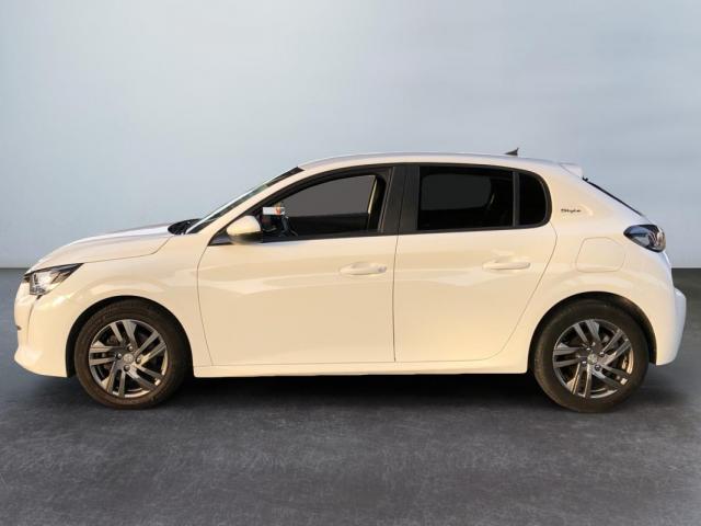Peugeot 208 image 3