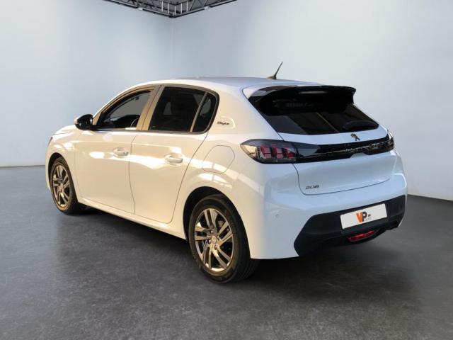 Peugeot 208 image 8