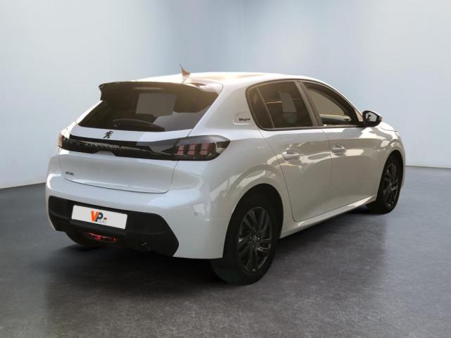 Peugeot 208 image 6