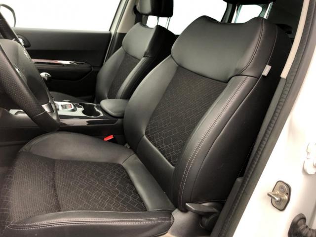 Peugeot 3008 image 2