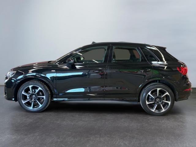 Audi Q3 image 9