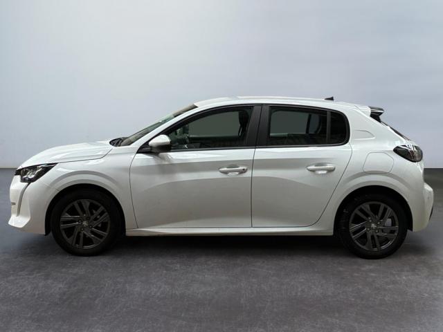Peugeot 208 image 5