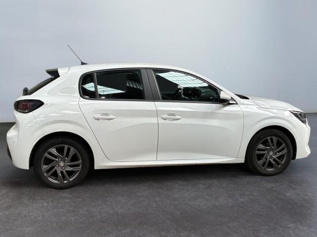 Peugeot 208 image 2