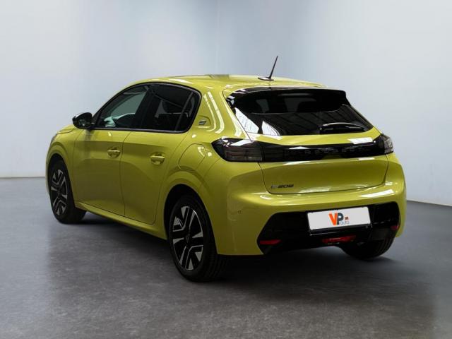 Peugeot 208 image 9