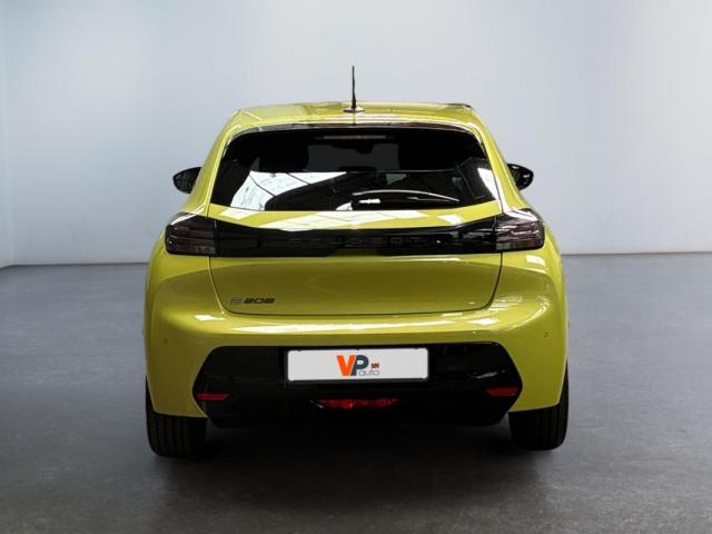 Peugeot 208 image 7