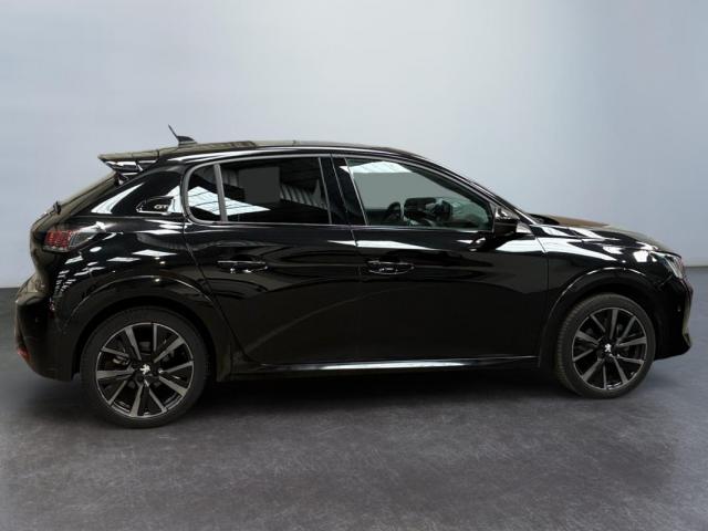 Peugeot 208 image 9
