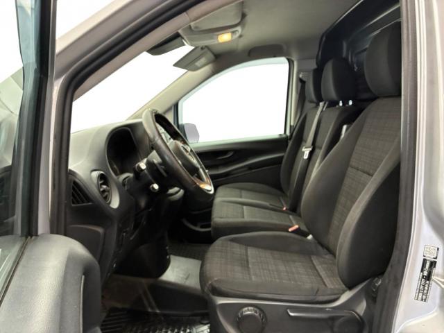 Mercedes Benz Vito image 9