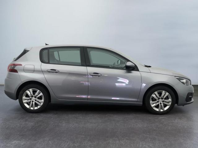 Peugeot 308 image 2