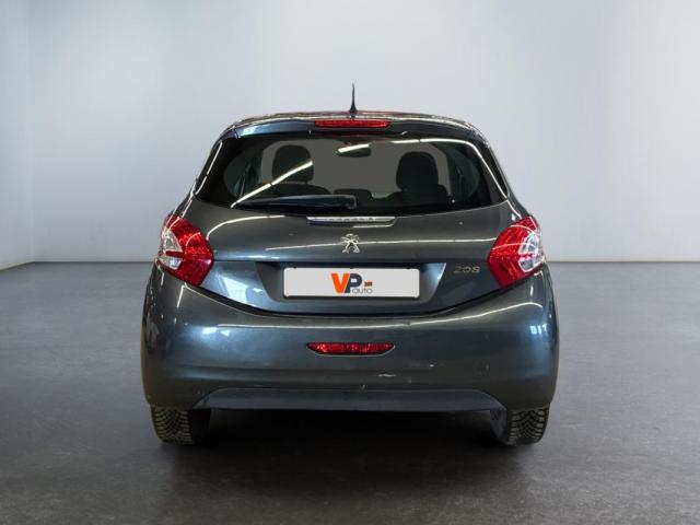 Peugeot 208 image 8