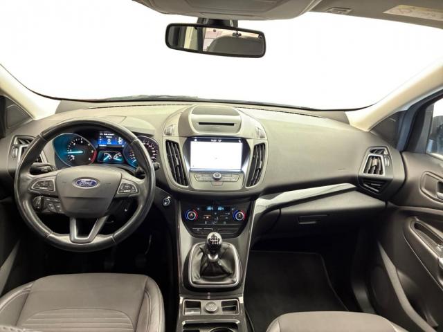 Ford Kuga image 7
