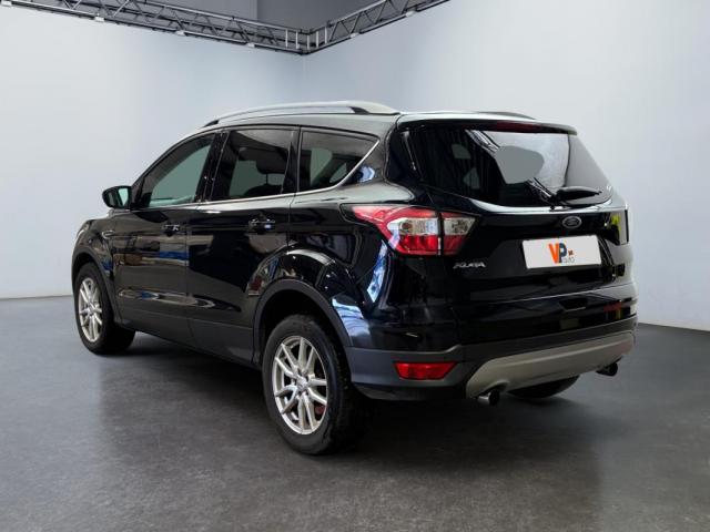Ford Kuga image 6