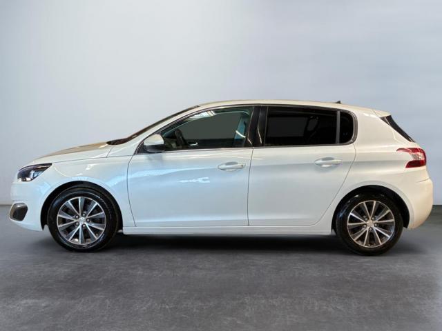 Peugeot 308 image 7