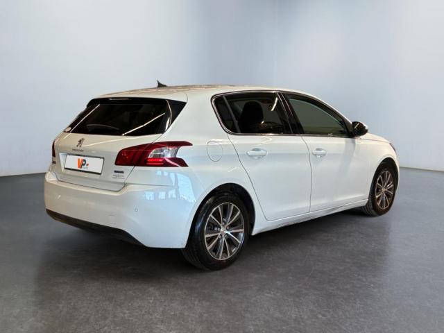 Peugeot 308 image 1