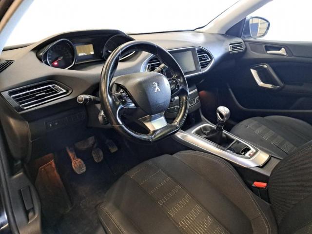 Peugeot 308 image 5