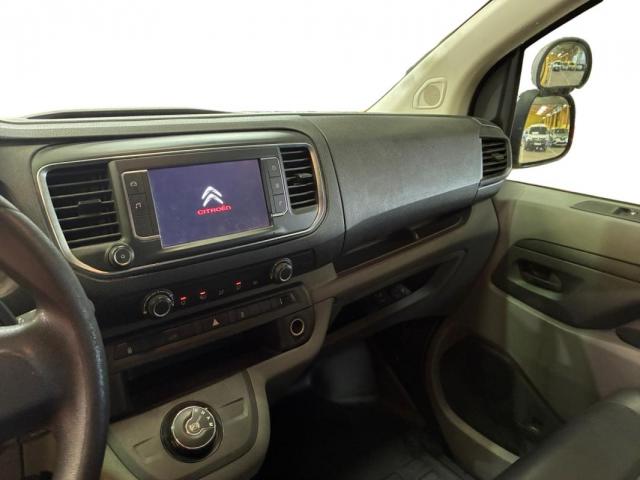 Citroen Jumpy image 9