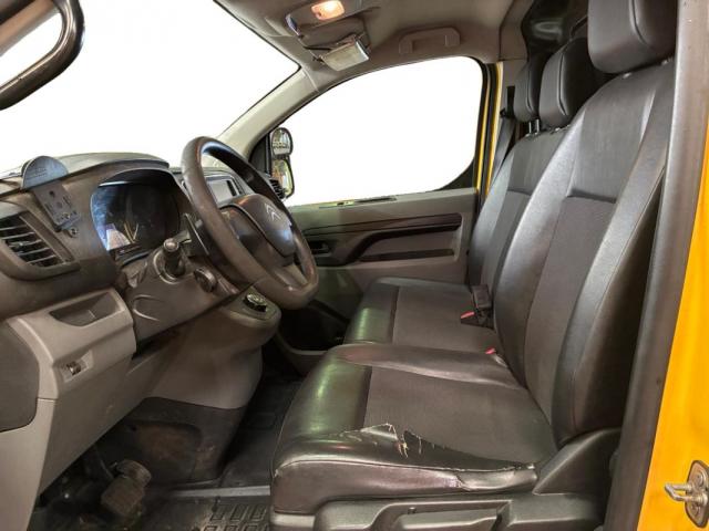 Citroen Jumpy image 2