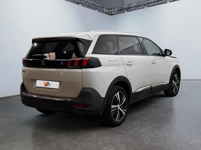 Peugeot 5008 image 7