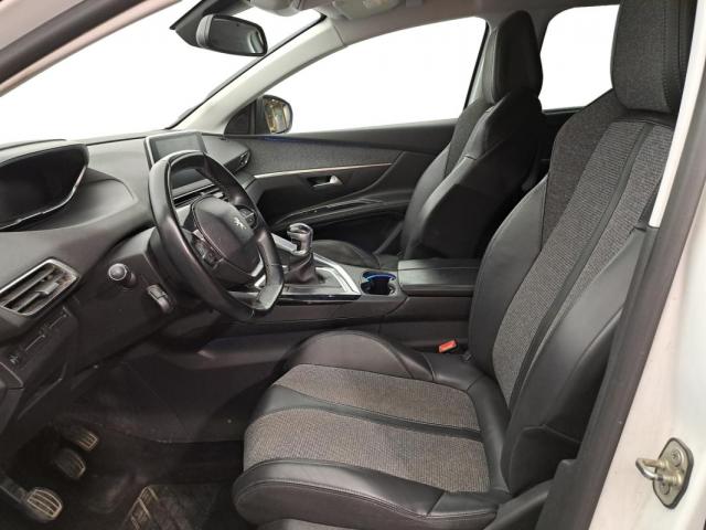 Peugeot 5008 image 5