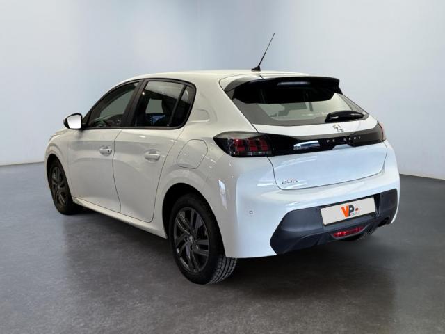 Peugeot 208 image 3