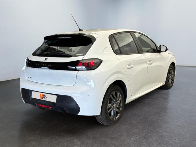 Peugeot 208 image 5
