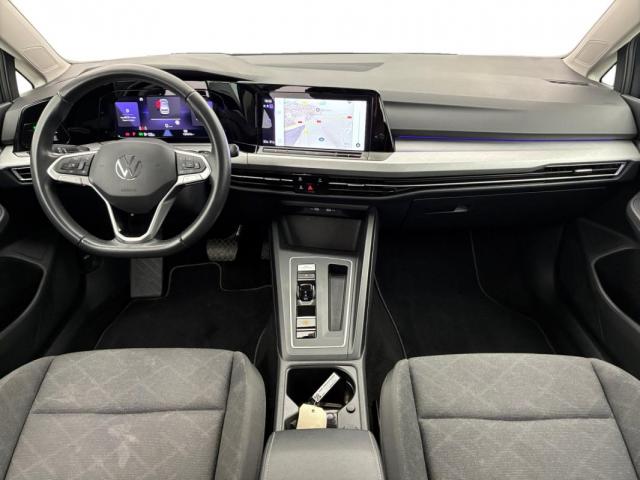 Volkswagen Golf image 8
