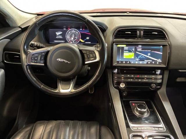 Jaguar F-Pace image 3