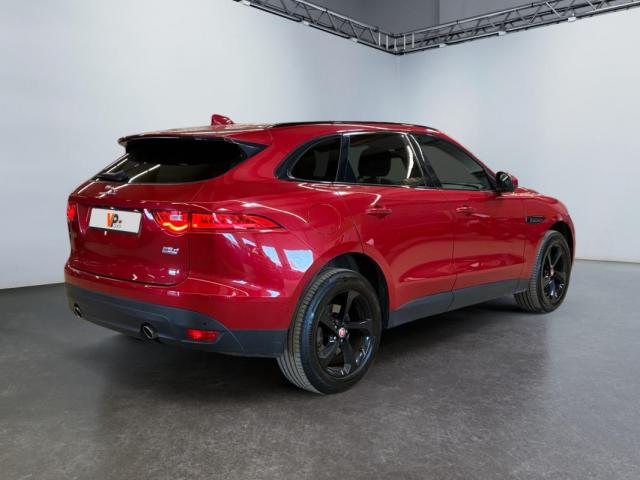 Jaguar F-Pace image 4