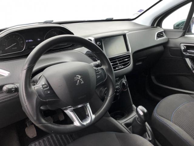 Peugeot 208 image 5