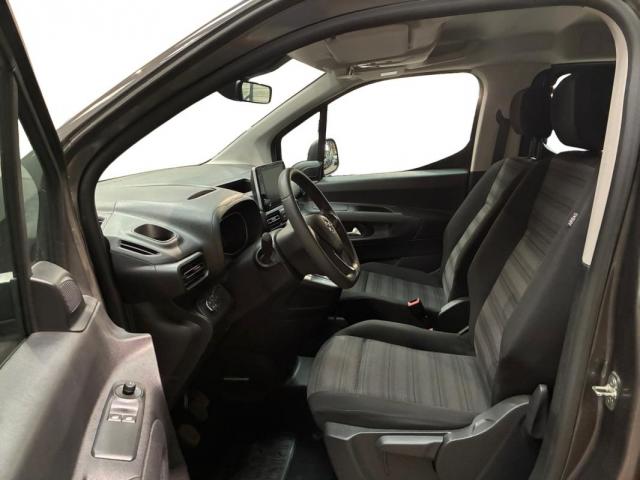 Opel Combo image 6