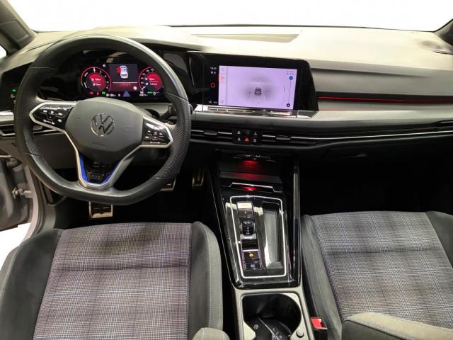 Volkswagen Golf image 7