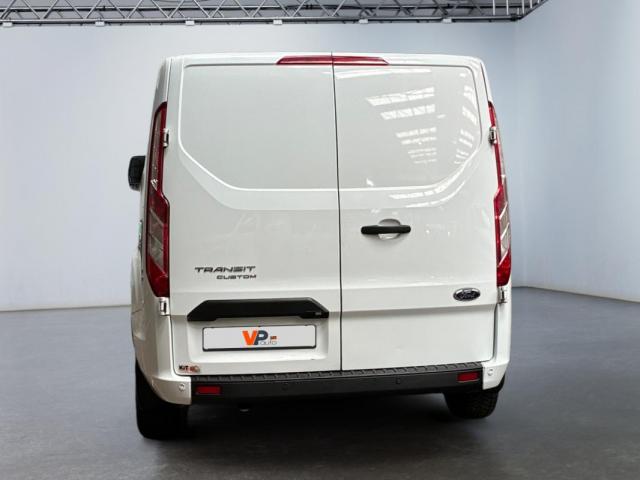 Ford Transit Custom image 8