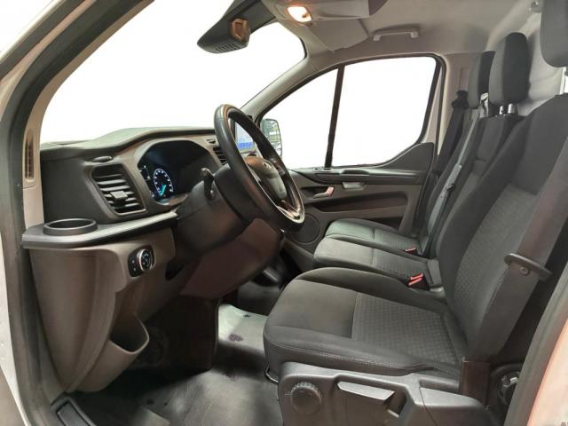Ford Transit Custom image 7