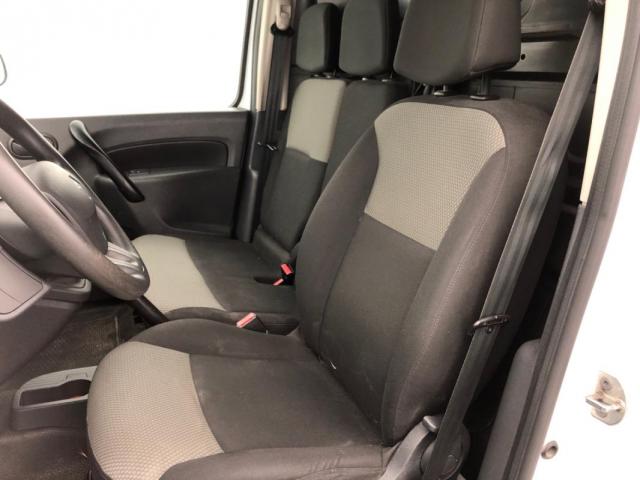 Renault Kangoo Express image 1