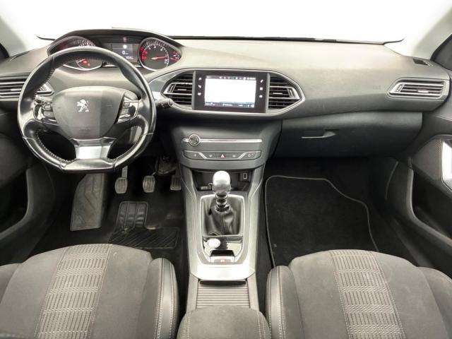Peugeot 308 image 6