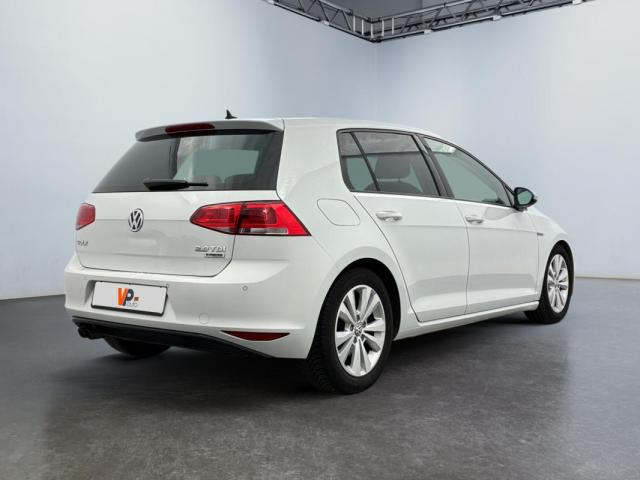 Volkswagen Golf image 6