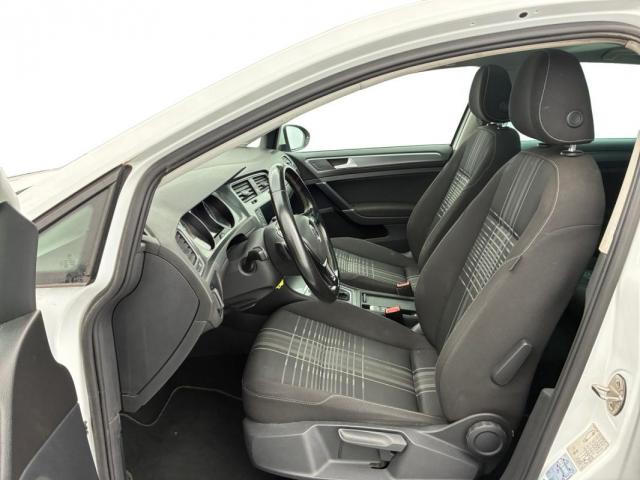 Volkswagen Golf image 3