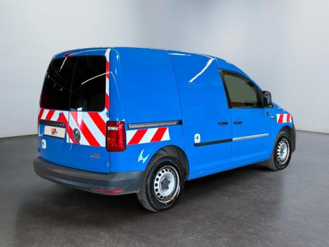 Volkswagen Caddy Van image 9