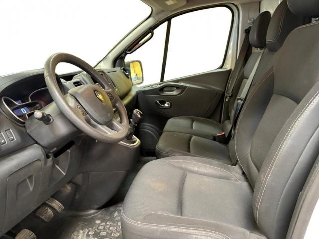 Renault Trafic image 9