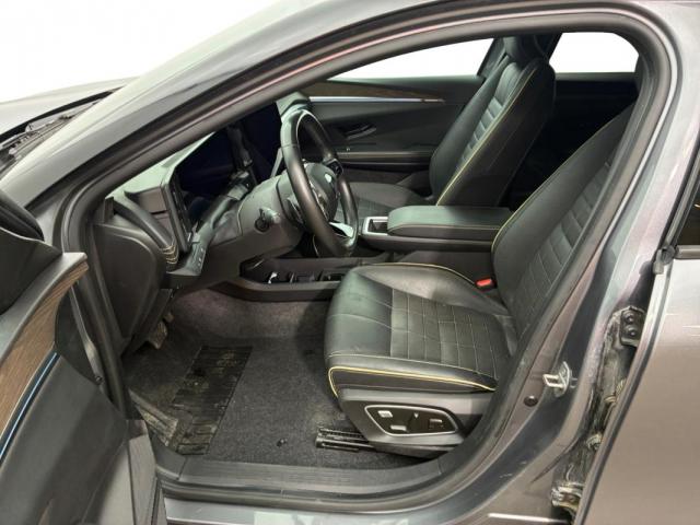 Renault Mégane E-Tech image 9