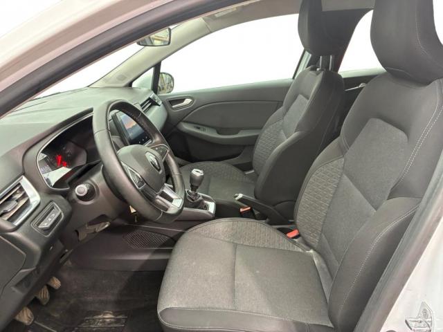 Renault Clio image 9