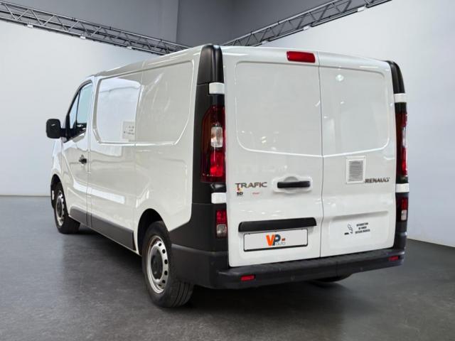 Renault Trafic image 9
