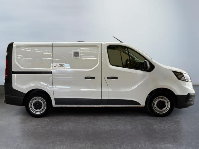 Renault Trafic image 7