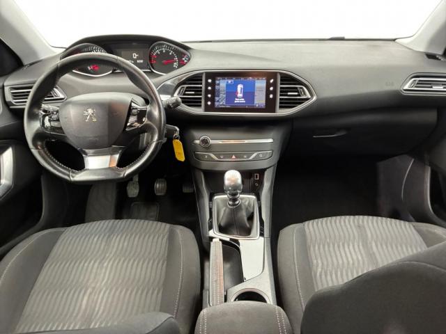 Peugeot 308 image 3