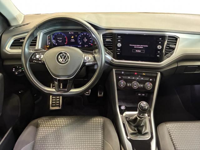 Volkswagen T-Roc image 8