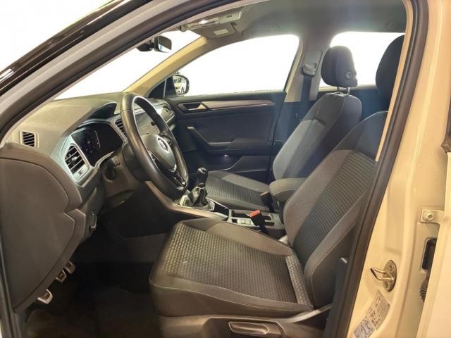 Volkswagen T-Roc image 7