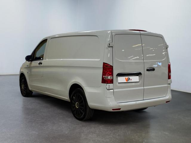 Mercedes Benz Vito image 4