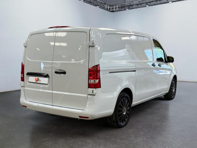 Mercedes Benz Vito image 6