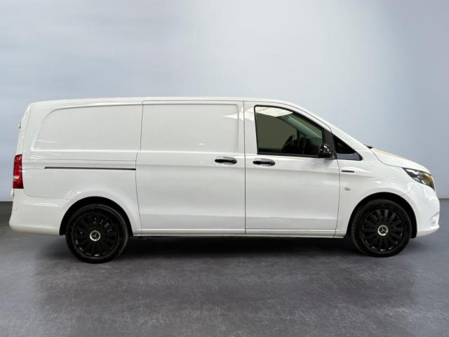 Mercedes Benz Vito image 7