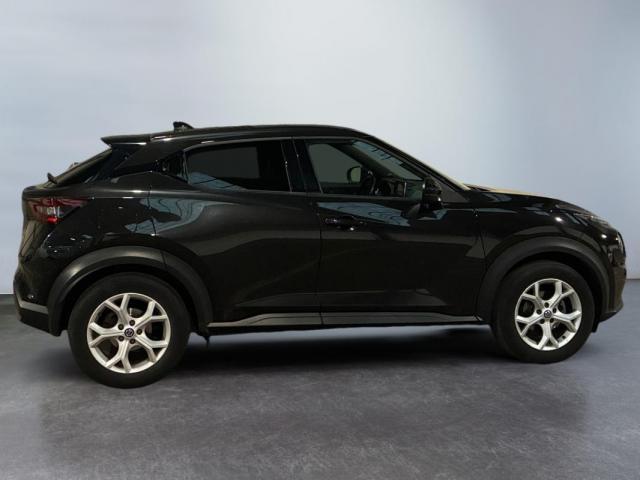 Nissan Juke image 9